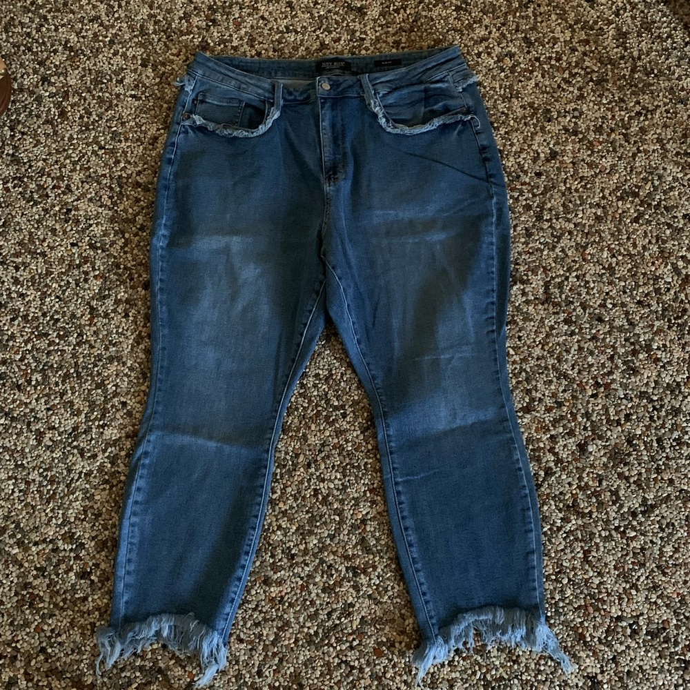 Women’s jeans